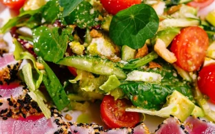 Seared Bluefin Tuna Salad